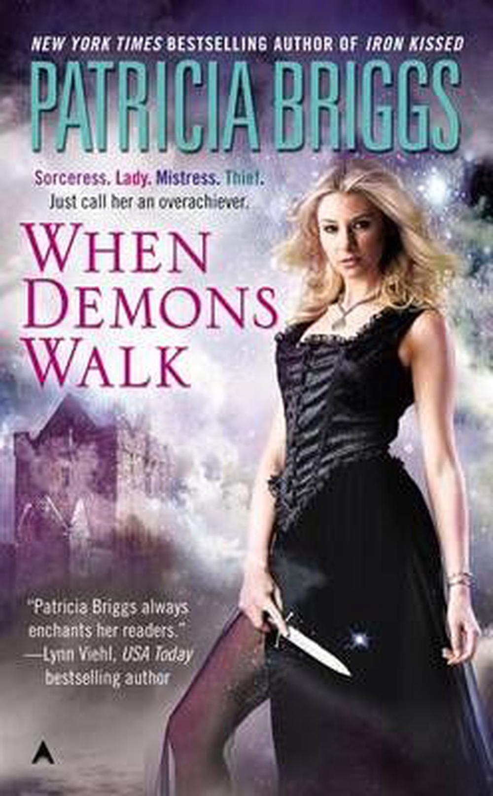 When Demons Walk by Patricia Briggs (English) Mass Market Paperback