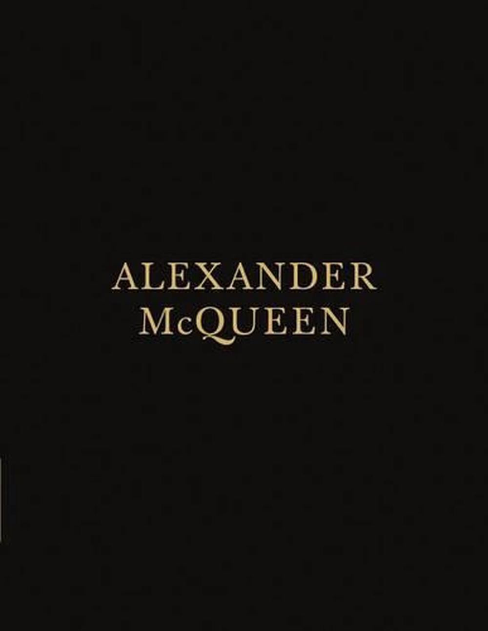 Alexander McQueen by Alexander McQueen (English) Hardcover