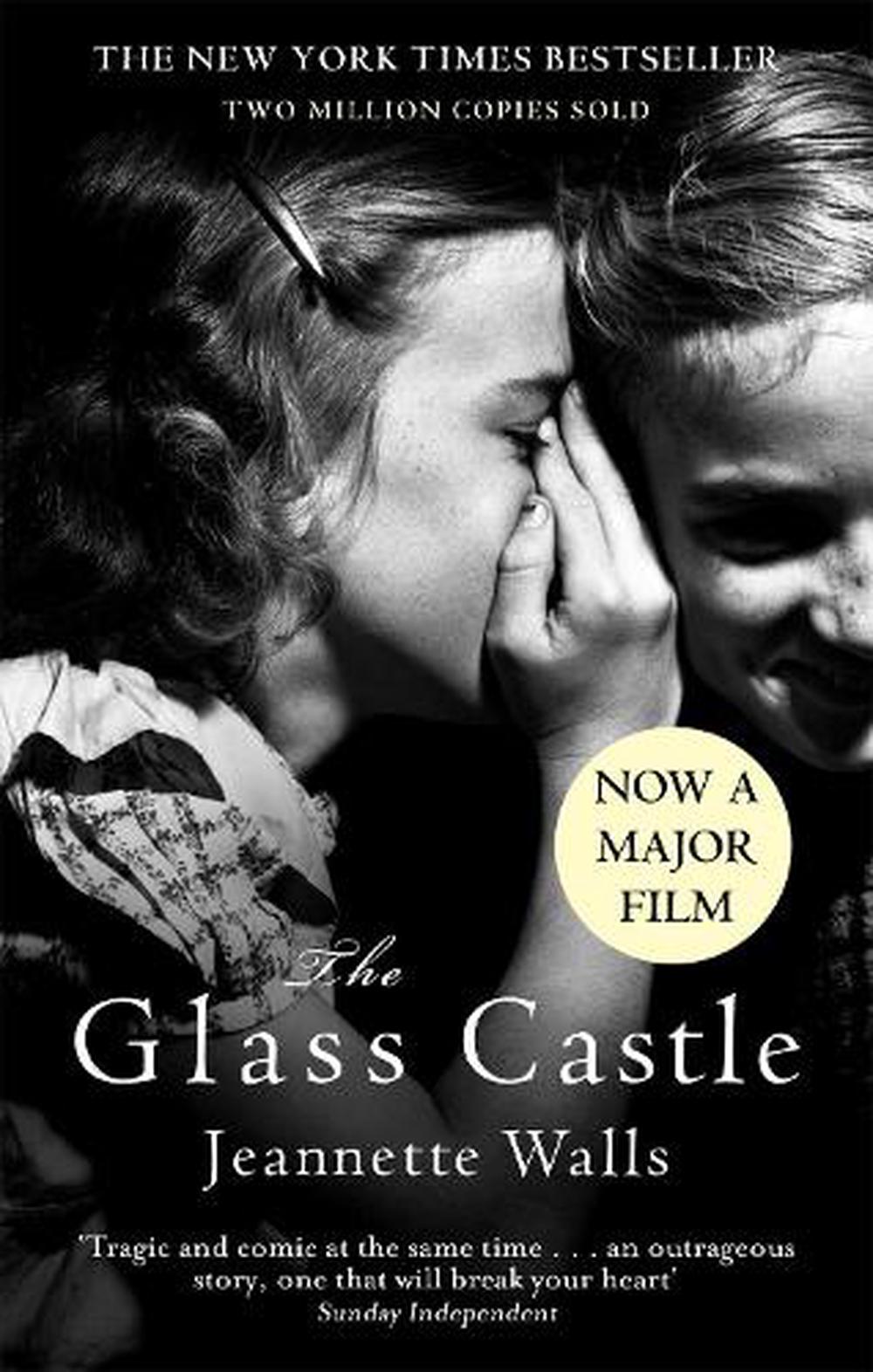 The Glass Castle: A Memoir by Jeannette Walls Paperback ...